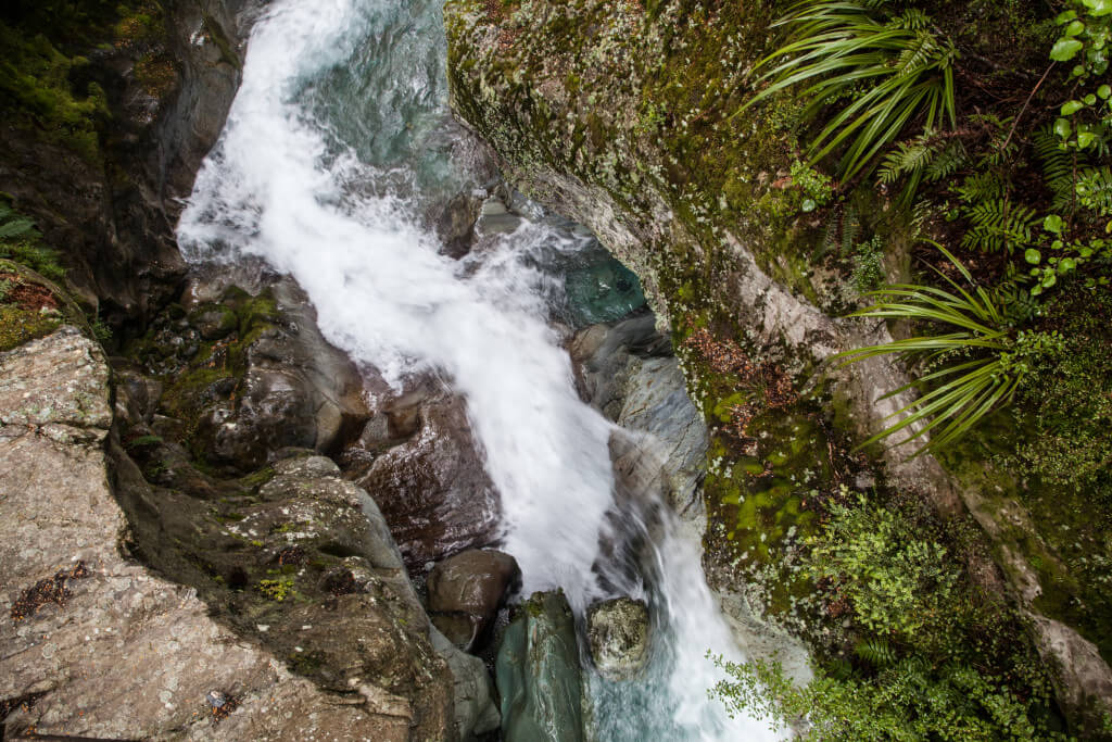 Hiking the Routeburn Track New Zealand