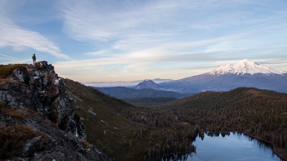 Hiking Heart Lake, Mount Shasta
