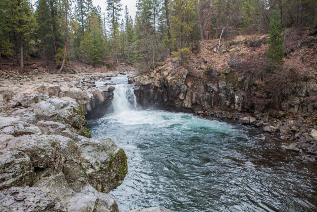 Hiking McCloud Falls Mount Shasta