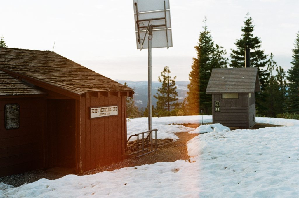 Robbs Mountain Hut, El Dorado National Forest