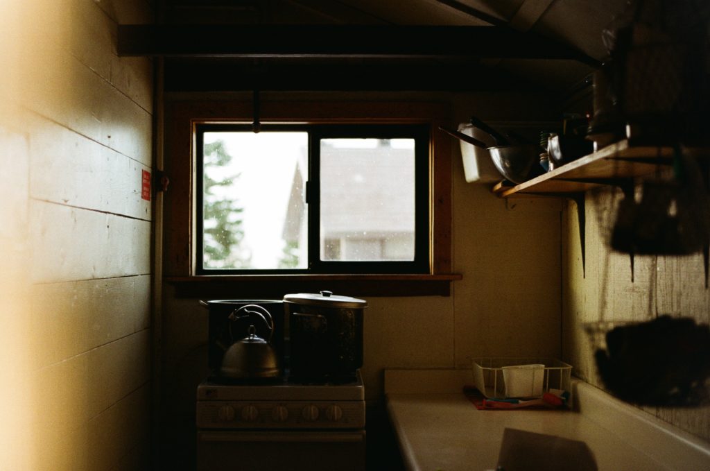 Staying at the Robbs Mountain Hut, the kitchen