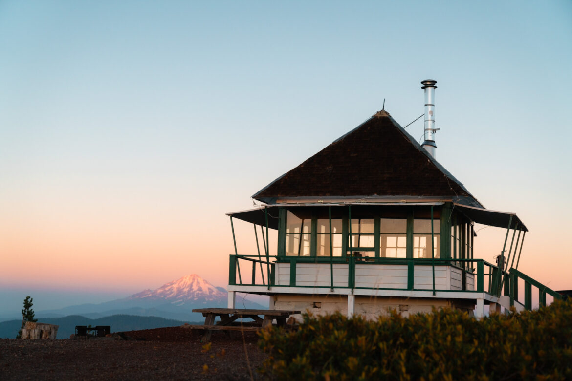 Staying at the Little Mt. Hoffman Lookout Staying at the Little Mt. Hoffman Lookout